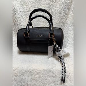 NEW ALDO Odze Top Handle Barrel Bag in Black Faux Leather w/Gold Tone Hardware